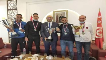 السفير المغربي بتونس يستقبل أبطال واحة تنغير