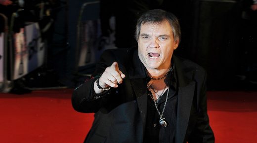 (FILES) In this file photo taken on February 16, 2010, US singer Meat Loaf arrives for The Brit Awards 2010 at Earls Court in London. Meat Loaf, famous for his "Bat Out of Hell" rock anthem, has died aged 74, according to a statement on January 21, 2022. (Photo by Ben STANSALL / AFP)