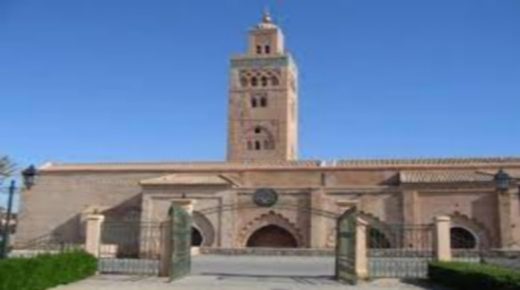 مراكش : مؤدن يفاجئ المصلين ويعتلي منبر الخطابة في صلاة الجمعة