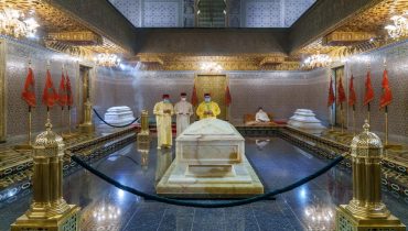 جلالة الملك يترحم على روح محمد الخامس