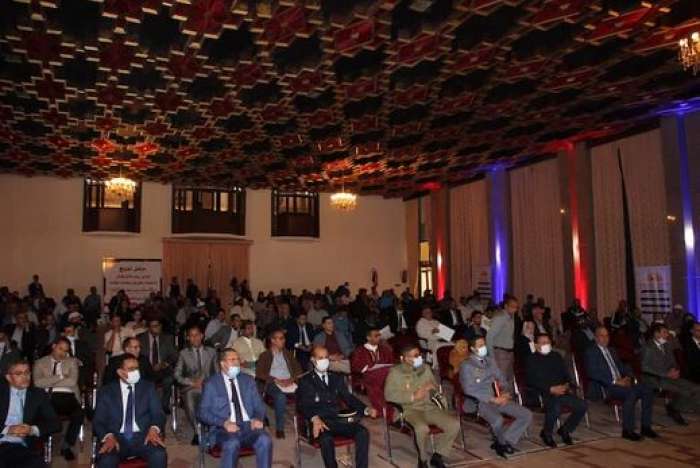 عامل إقليم ورزازات يعطي انطلاقة برنامج أوراش
