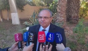 اهرو أبرو يشارك في اجتماع لجمعية الجهات مع مسؤولين كبار بوزارة الداخلية - الرشيدية 24