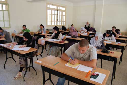 نحو 54 ألف مترشح لامتحانات البكالوريا بدرعة تافيلالت