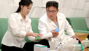 فيروس كورونا يشعل “حربا” بين الكوريتين