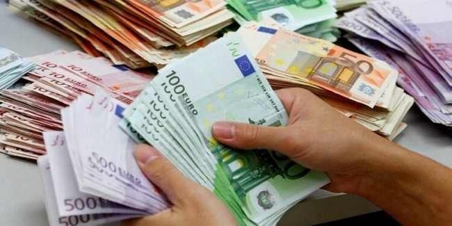 مغاربة العالم في صدارة المساهمين في الإستثمارات الأجنبية