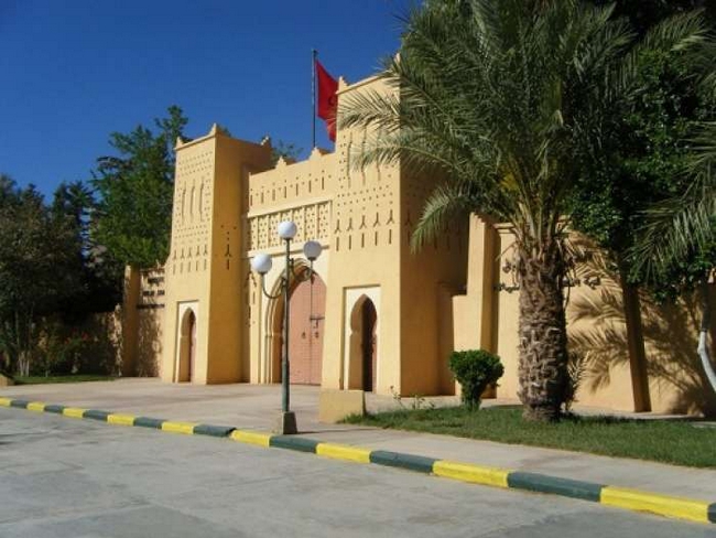 كلية العلوم والتقنيات بالرشيدية تنظم دورة تكوينية لتقوية قدرات الطلبة في مجال المقاول الذاتي