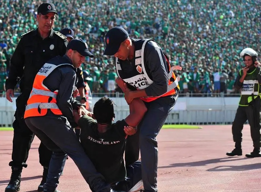 الشغب الرياضي يورط خمسة أشخاص