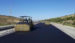 يهم السائقين.. الوزارة تُنبّه إلى انقطاع الطريق بين ميدلت والريش