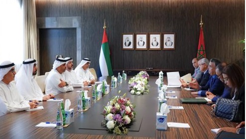 وهبي يتباحث بأبو ظبي مع نظيره الإماراتي