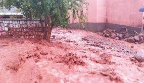 سيول جارفة تقطع طرقا ومسالك بإقليم الحوز