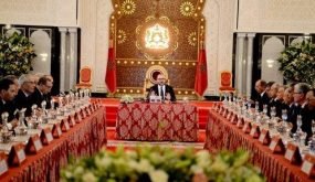 جلالة الملك يترأس مجلسا وزاريا