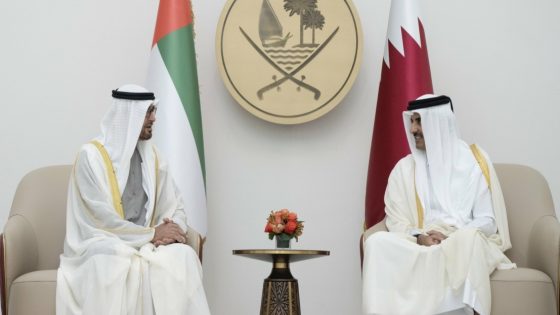 محمد بن زايد يصل قطر