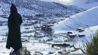 ميدلت.. مؤسسة محمد الخامس للتضامن تتعبأ لمساعدة السكان المتضررين من موجة البرد القارس بالاقليم