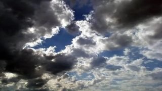 طقس بارد مع تشكل سحب اليوم الجمعة بالمغرب