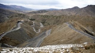 نفق تيشكا.. إنجاز المشروع عبر مسار يمر بمنطقة اوريكة على طول 10 كلم