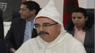 عامل ميدلت يوقف رئيس الجماعة الترابية لآيت بن يعقوب ونائبه الأول