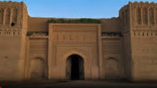 القصر في واحات الجنوب الشرقي.. موروث ثقافي فريد في وسط متحول