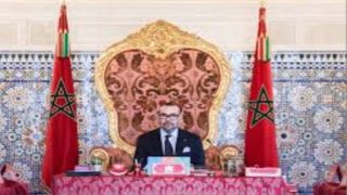 جلالة الملك يترأس حفل توقيع اتفاقية تتعلق بإطلاق برنامج الوحدات الصحية المتنقلة المجهزة بتقنيات الاتصال عن بعد لفائدة العالم القروي