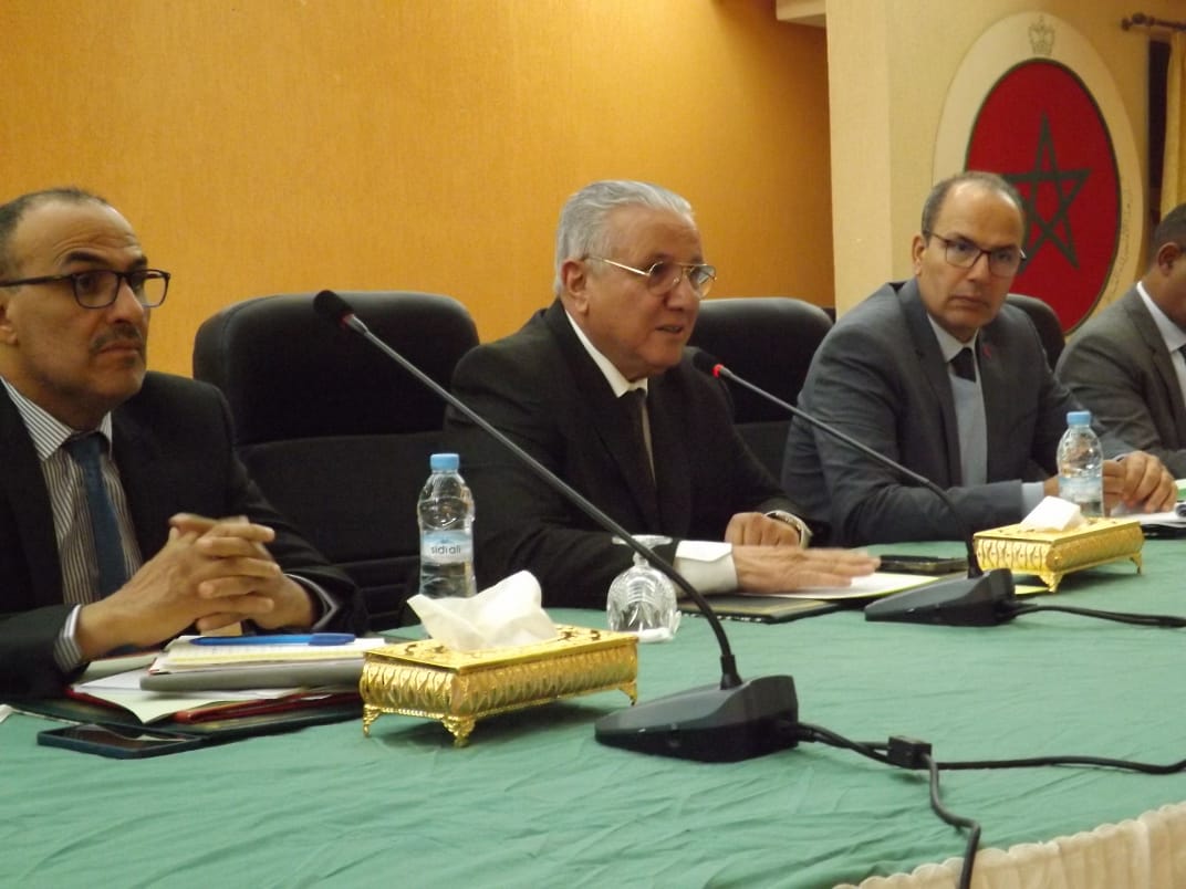 الرشيدية ..والي جهة درعة تافيلالت يعقد لقاء تواصليا مع الهيئات الممثلة لجمعيات أمهات وآباء وأولياء التلاميذ ومدراء المؤسسات التعليمية