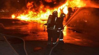 الراشيدية..   مصرع سائق شاحنة محملة بالزفت بعد تفحم جثته في حادثة سير مروعة