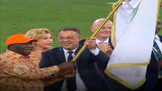 فوزي لقجع يتسلم علم كأس إفريقيا للأمم 2025