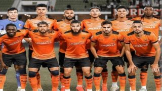 سلطات الجزائر تمنع فريق نهضة بركان وطاقمه التقني من دخول أراضيها