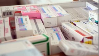 تخفيضات في أسعار عدة أدوية بما فيها الجنسية