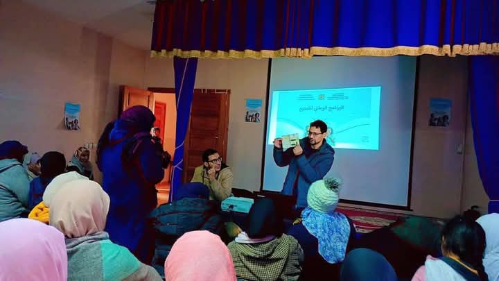 ميدلت ..حملة طبية توعوية حول داء الحصبة وتعزيز ثقافة التطعيم