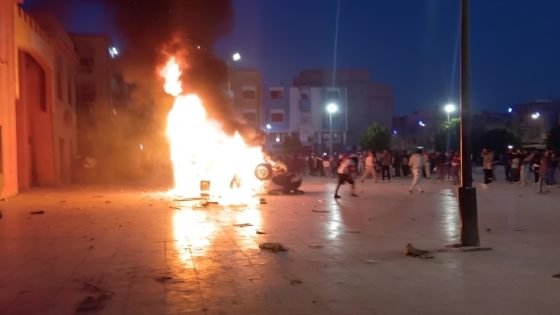 قلعة مكونة .. الدرك الملكي يوقف خمسة أشخاص يشتبه تورطهم في أعمال العنف والتخريب