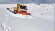 انقطاع عدد من الطرق الجبلية بإقليم إفران بسبب التساقطات الثلجية