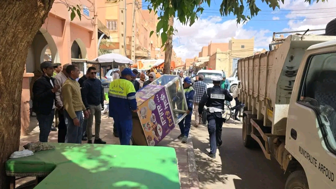 أرفود .. حملة لتحرير الملك العام  تنهي فوضى محيط سوق الخضر وتعيد الاعتبار لفضاء حيوي