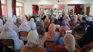 تنجداد ..حفل متميز بفركلة السفلى يحتفي بالمرأة ويكرم رائدات في مسارات التنمية المحلية