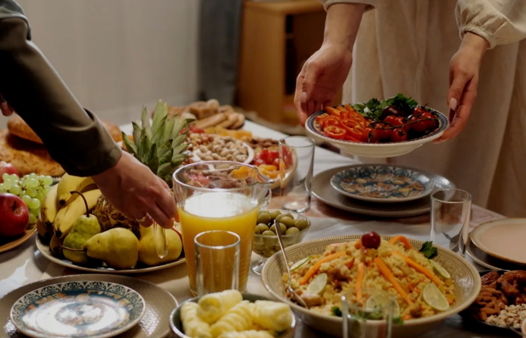 خبيرة تحذر المغاربة من وصفات صحية رمضانية مضللة بمواقع التواصل