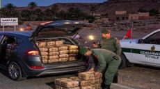 سقوط شحنة ضخمة من “الشيرا” ببودنيب.. الدرك الملكي يجهض تهريب 670 كلغ ويطارد شبكة خطيرة