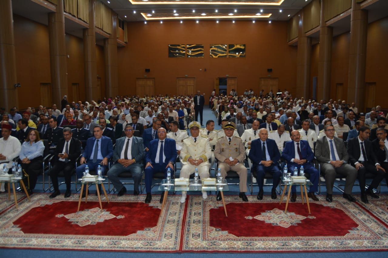 الرشيدية تحتفي بعيد العرش..  حفل الإنصات للخطاب الملكي بحضور رسمي وشعبي واسع